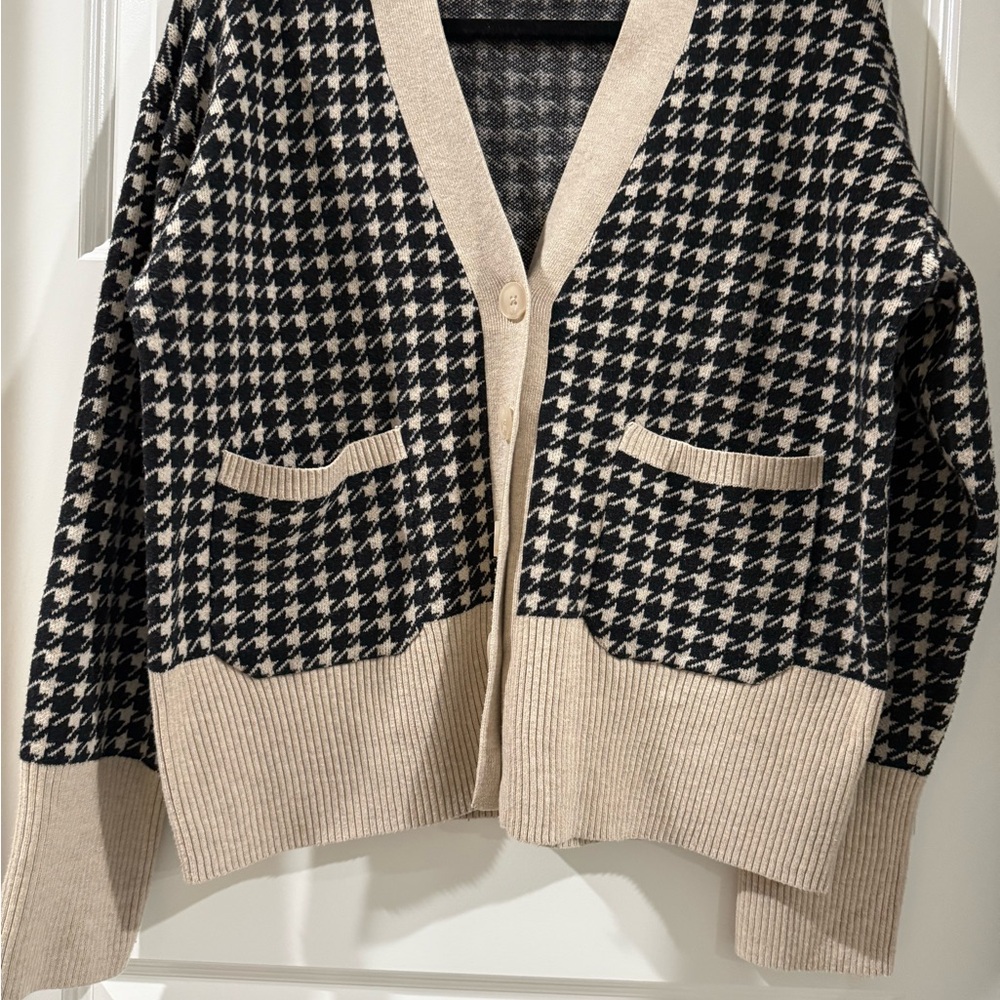 a new day Black and Cream Houndstooth Cardigan